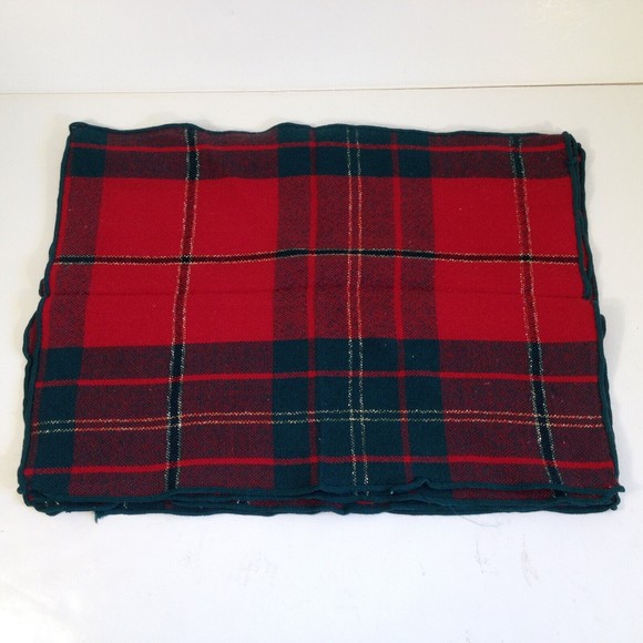 (4) Vintage Holiday Placemats Set of 4 18" x 12.5" Black Red Gold - Picture 2 of 10